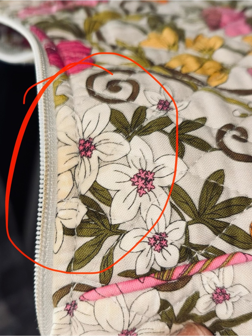 Vera Bradley retired Tea Garden Floral Quilted Crossbody Bag Set - Pink Multi - Picture 10 of 15